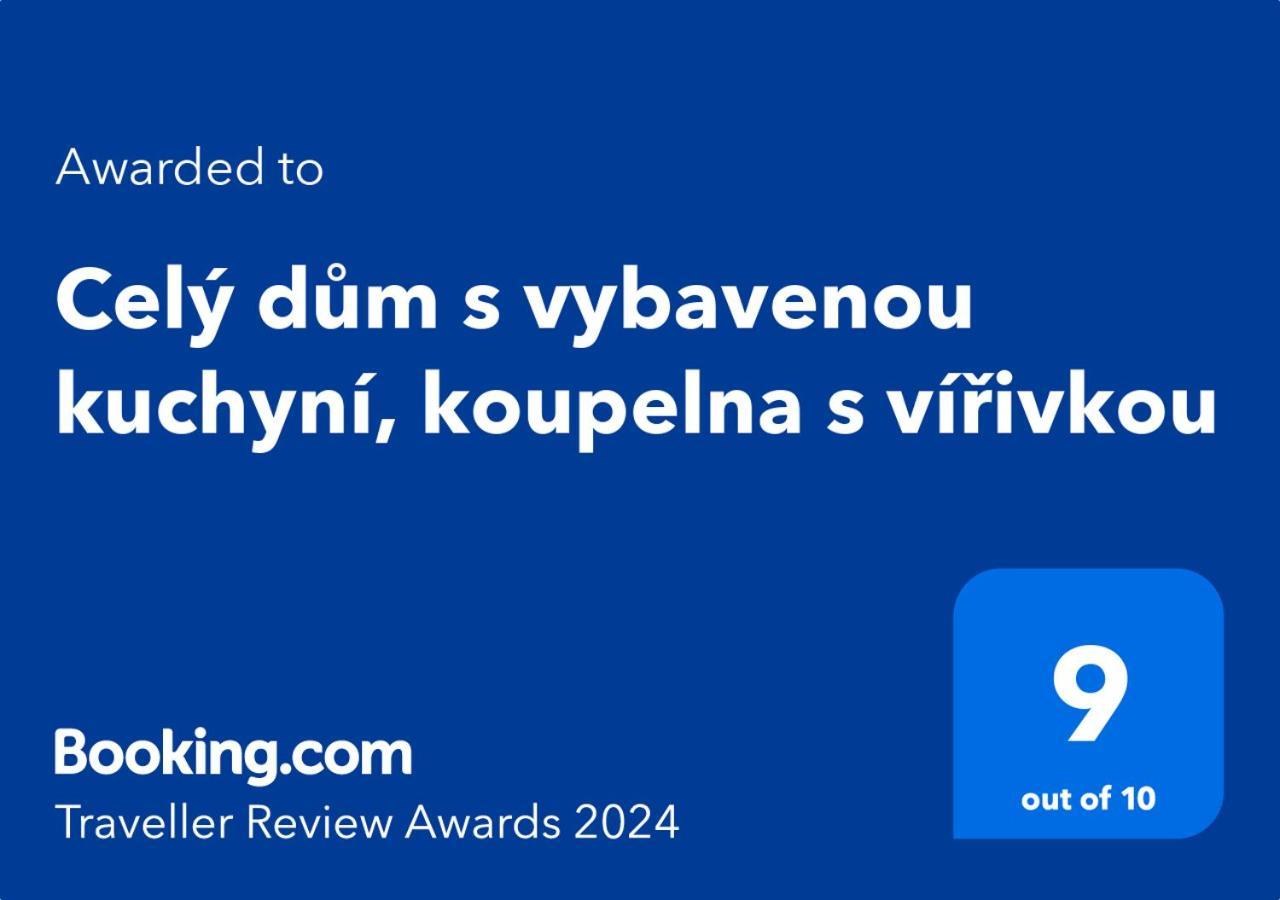 Cely Dum S Vybavenou Kuchyni, Koupelna S Virivkou Prague